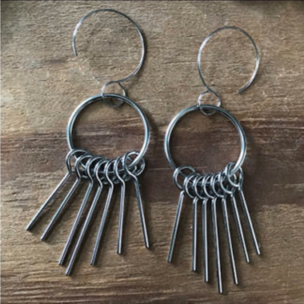 Evil pawn jewelry crows wheel earrings